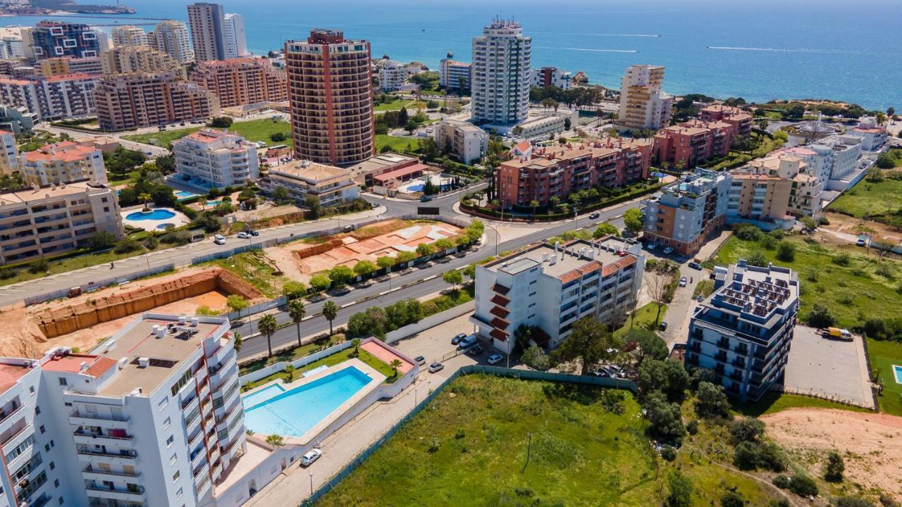 Comfort 1Bdr Apartment W/Pool By Lovelystay Portimao Ngoại thất bức ảnh