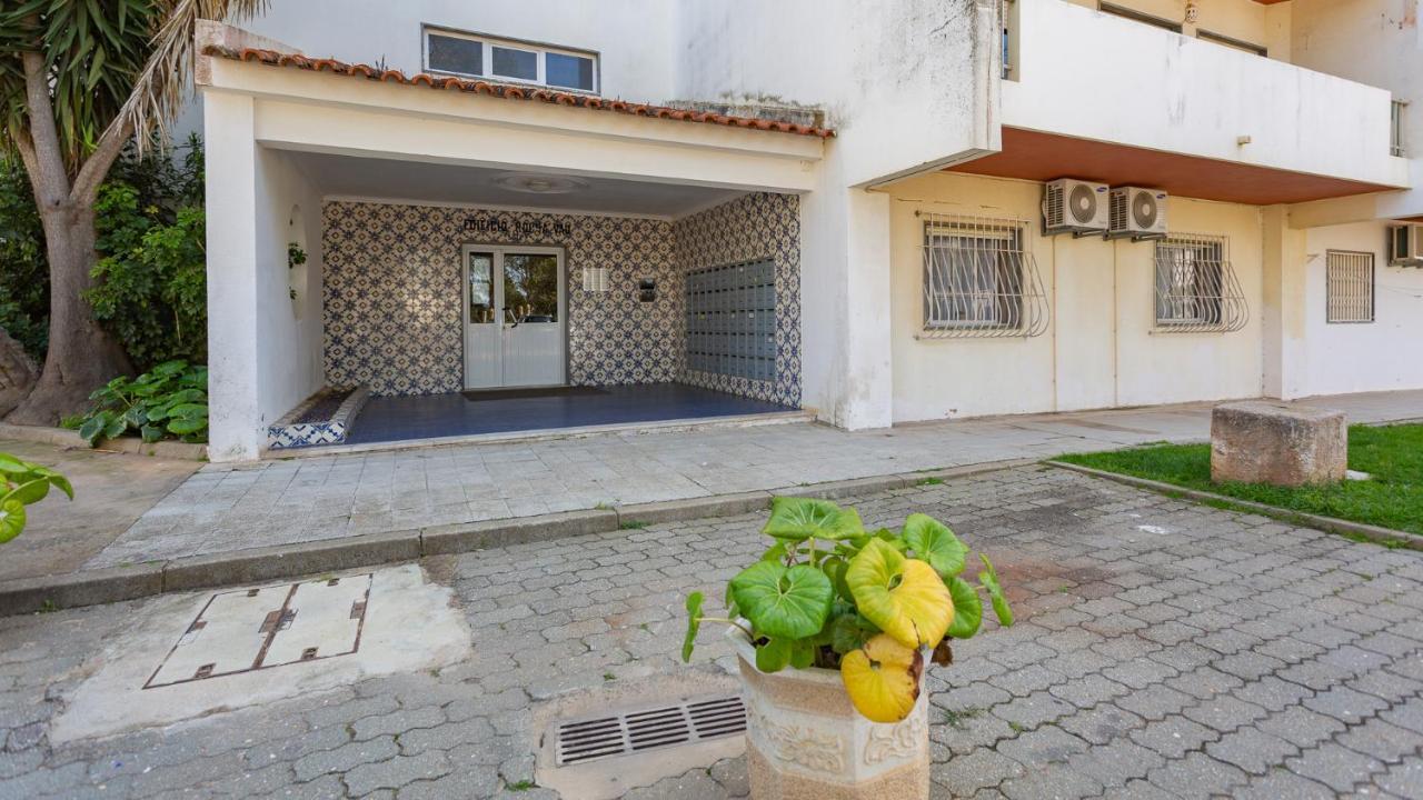Comfort 1Bdr Apartment W/Pool By Lovelystay Portimao Ngoại thất bức ảnh